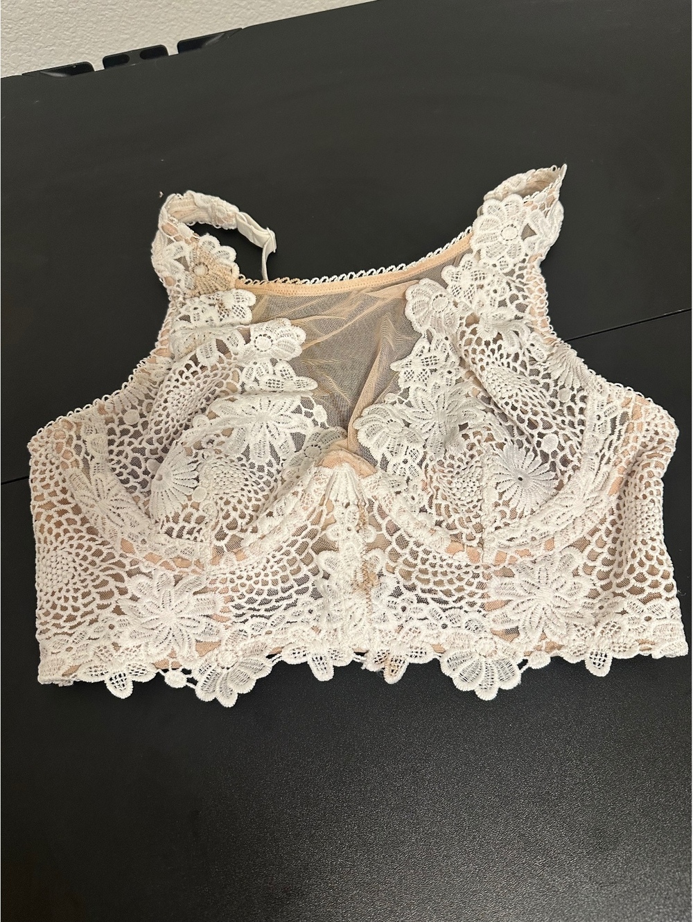 Victoria's Secret Dream Angels cream lace bralette